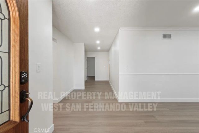 12920 Aetna St., Van Nuys, CA 91401