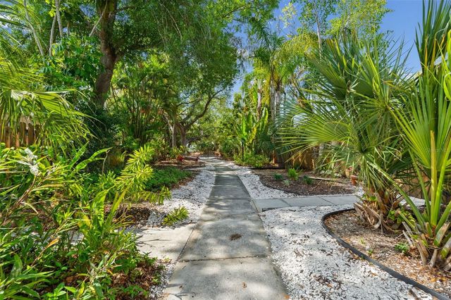 500 N JEFFERSON AVENUE H1, Sarasota, FL 34237