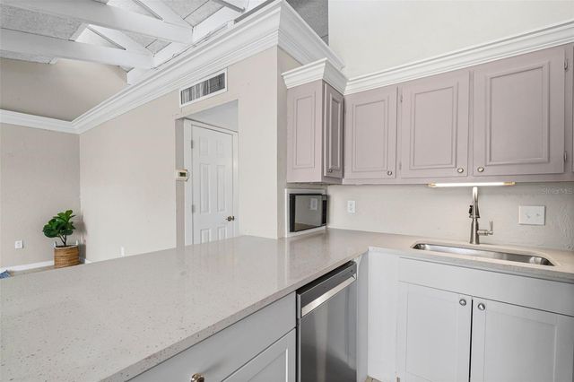 500 N JEFFERSON AVENUE H1, Sarasota, FL 34237