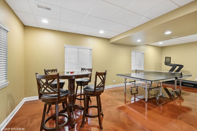 610 Woods Creek Lane, Algonquin, IL 60102