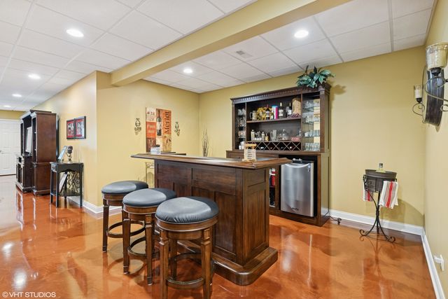 610 Woods Creek Lane, Algonquin, IL 60102