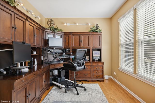 610 Woods Creek Lane, Algonquin, IL 60102