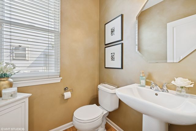 610 Woods Creek Lane, Algonquin, IL 60102