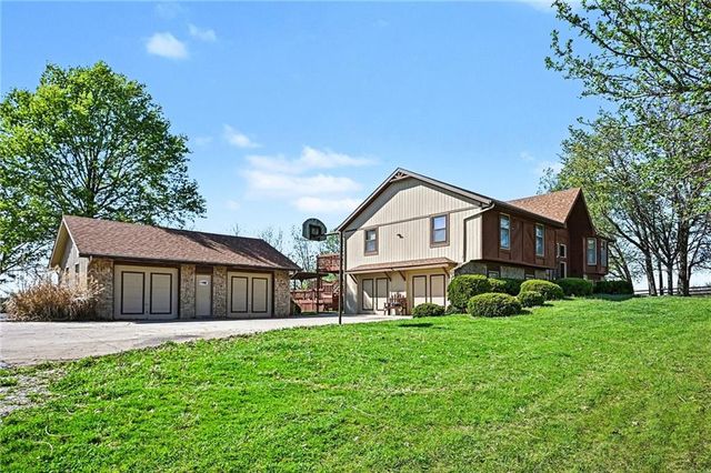 15800 Rule Lane, Smithville, MO 64089