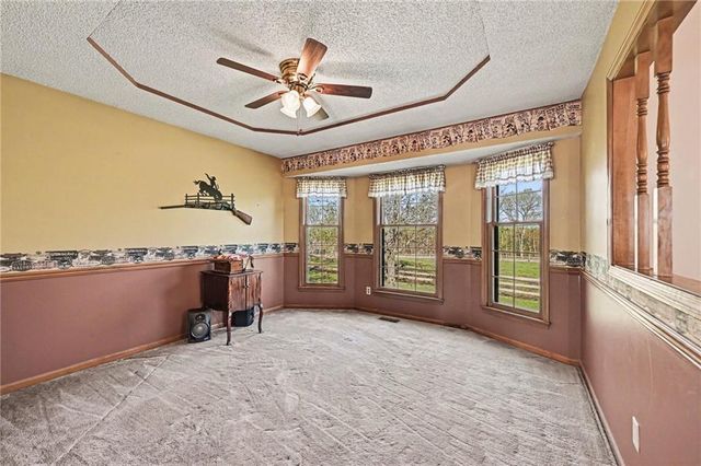 15800 Rule Lane, Smithville, MO 64089