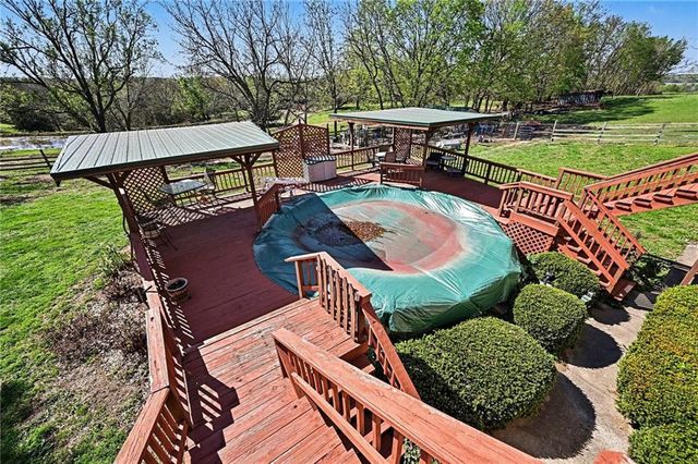15800 Rule Lane, Smithville, MO 64089
