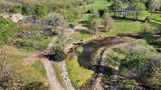 15800 Rule Lane, Smithville, MO 64089