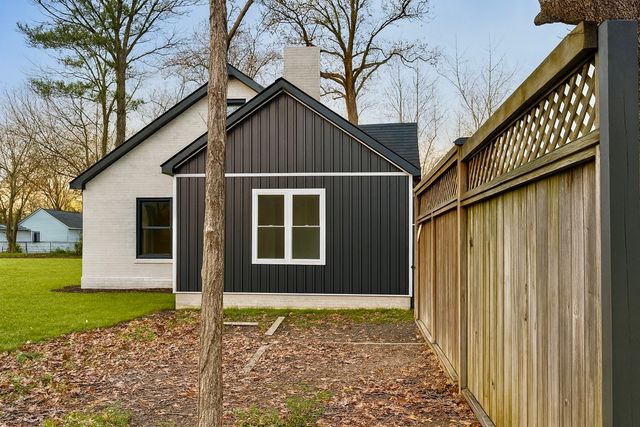 206 W Main St, Hohenwald, TN 38462