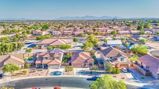 8557 W MALAPAI Drive, Peoria, AZ 85345