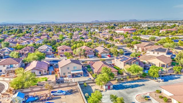 8557 W MALAPAI Drive, Peoria, AZ 85345