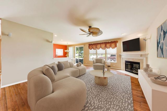 2660 Chesire Court, West Dundee, IL 60118