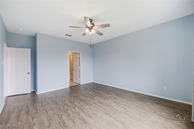 3428 Wavecrest Lane, Denton, TX 76208
