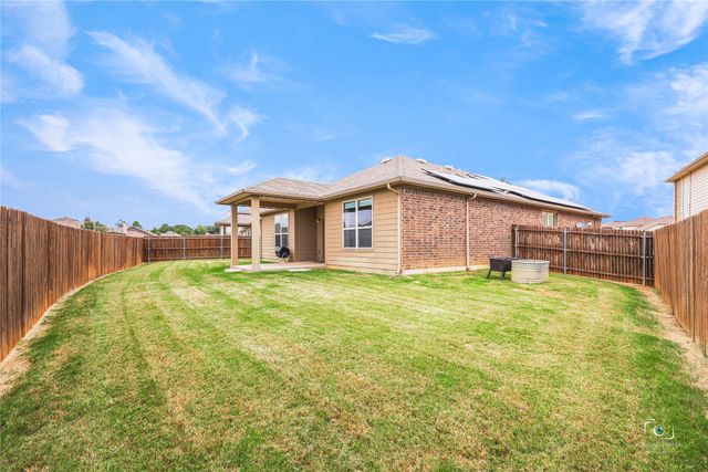 3428 Wavecrest Lane, Denton, TX 76208