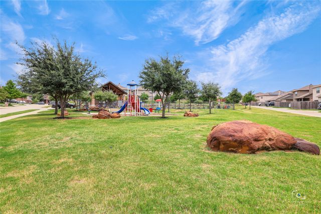 3428 Wavecrest Lane, Denton, TX 76208