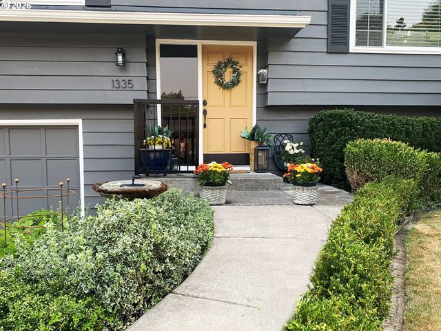 1335 Nw 133RD Ave, Portland, OR 97229