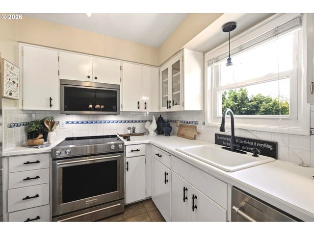 1335 Nw 133RD Ave, Portland, OR 97229