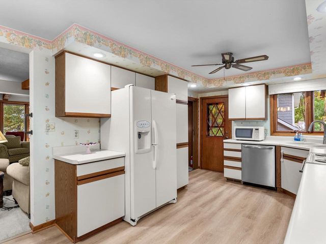 N7295 Ridge ROAD, Plymouth, WI 53073