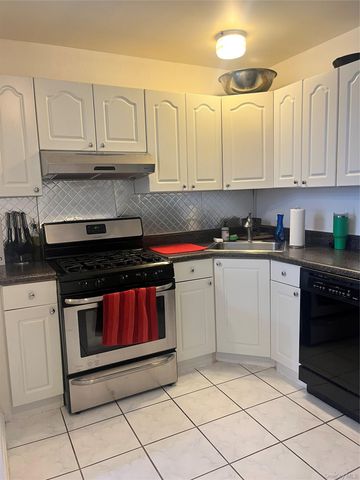 31-17 42 Street 2, Astoria, NY 11103