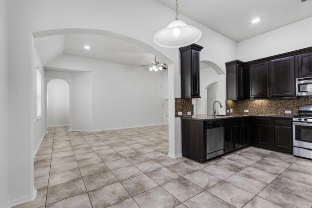 271 Westwood Drive, League City, TX 77573