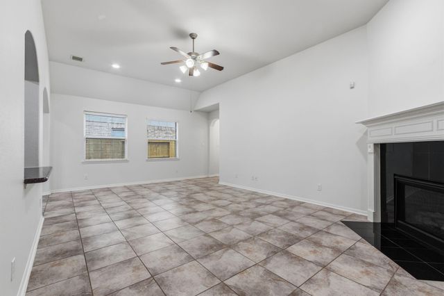 271 Westwood Drive, League City, TX 77573