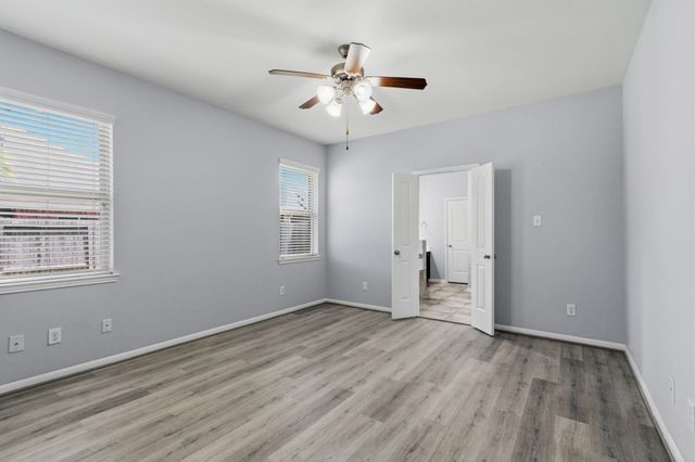 271 Westwood Drive, League City, TX 77573