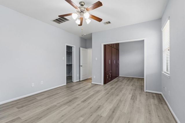 271 Westwood Drive, League City, TX 77573
