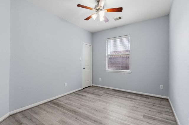 271 Westwood Drive, League City, TX 77573