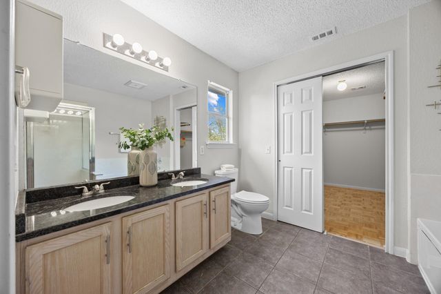 1649 Jerusalem DR, Round Rock, TX 78664
