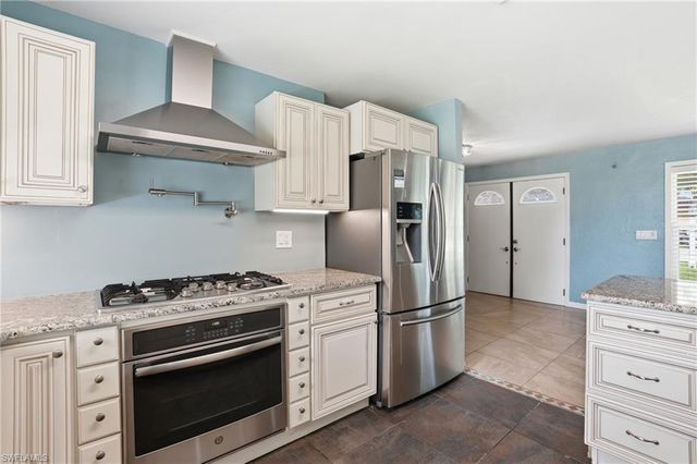 5229 Pelican BLVD, Cape Coral, FL 33914