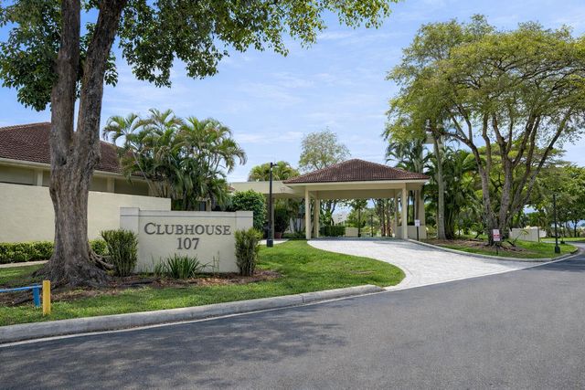 110 Lake Emerald Drive 405, Oakland Park, FL 33309