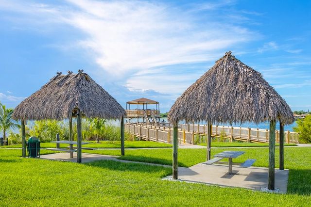 110 Lake Emerald Drive 405, Oakland Park, FL 33309