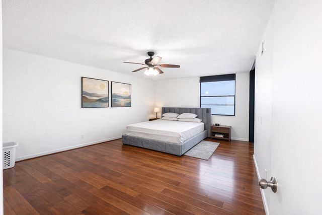 110 Lake Emerald Drive 405, Oakland Park, FL 33309