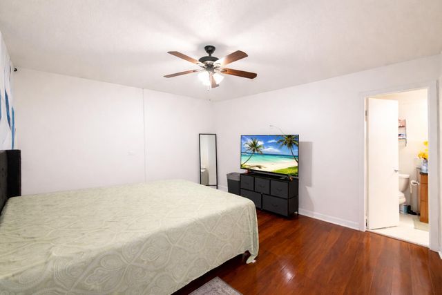 110 Lake Emerald Drive 405, Oakland Park, FL 33309