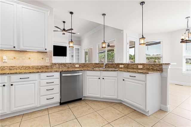 1403 Rotunda AVE, Chesapeake, VA 23323