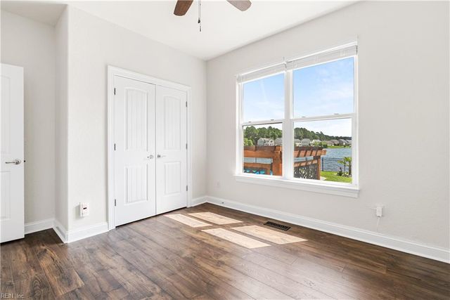 1403 Rotunda AVE, Chesapeake, VA 23323
