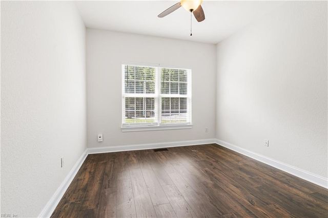 1403 Rotunda AVE, Chesapeake, VA 23323