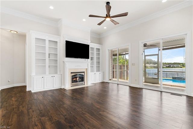 1403 Rotunda AVE, Chesapeake, VA 23323