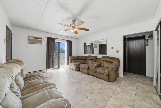 966 N Rohlwing Road GA, Addison, IL 60101