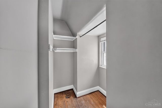 2204 Shasta Place, Cincinnati, OH 45211