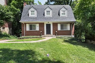 2204 Shasta Place, Cincinnati, OH 45211
