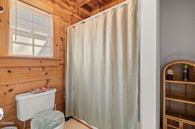 3208 Emerald Springs Loop, Sevierville, TN 37862