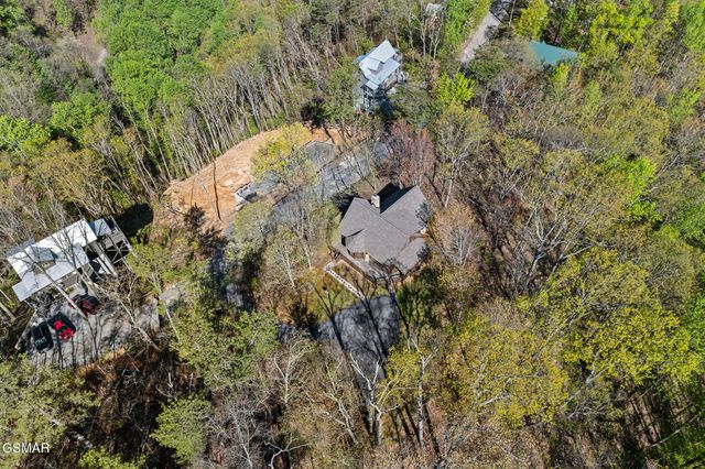 3208 Emerald Springs Loop, Sevierville, TN 37862