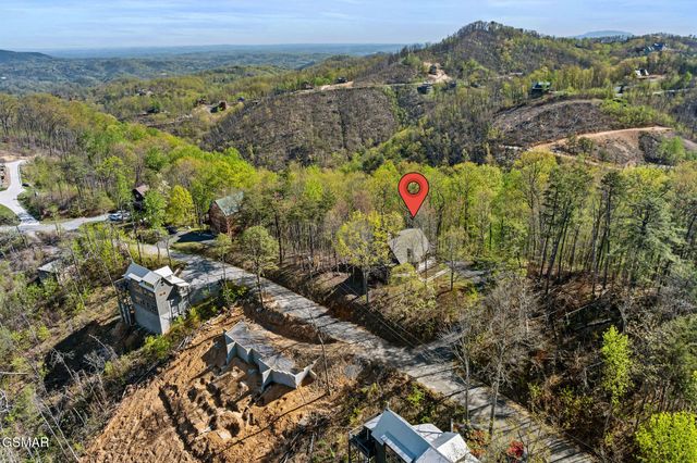 3208 Emerald Springs Loop, Sevierville, TN 37862