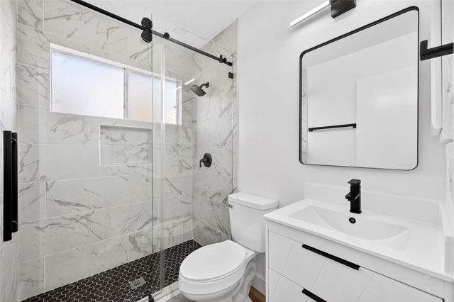 16110 Manor Point Drive, Houston, TX 77095