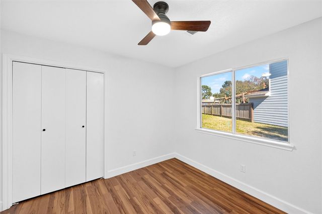 16110 Manor Point Drive, Houston, TX 77095