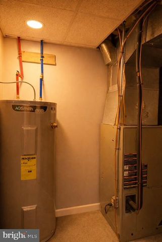 352 DOHNER DR, Lancaster, PA 17602