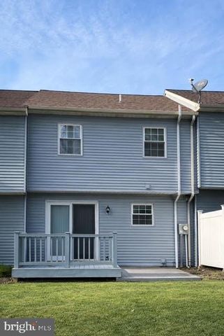 352 DOHNER DR, Lancaster, PA 17602