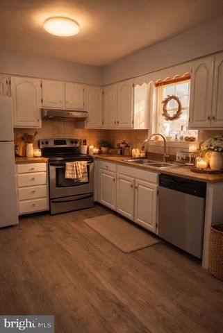 352 DOHNER DR, Lancaster, PA 17602