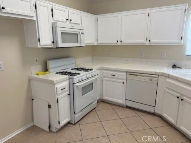 5696 New Pine Avenue, San Bernardino, CA 92407