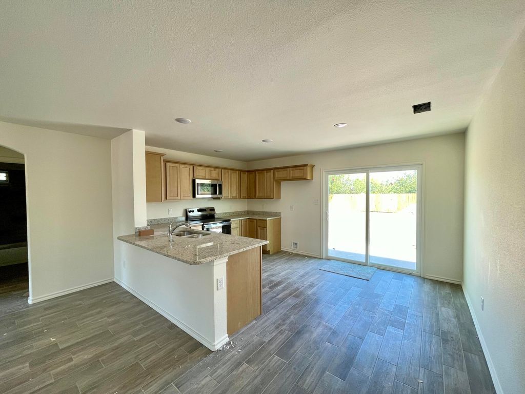 Image 4 of property listing at 3808 Crockett Street, San Angelo, TX 76903